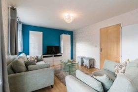 2 bedroom Flat to re...